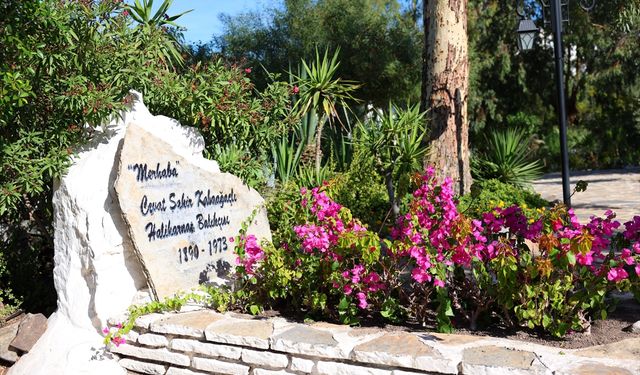 'Halikarnas Balıkçısı' Cevat Şakir Kabaağaçlı, Bodrum'daki mezarı başında anıldı