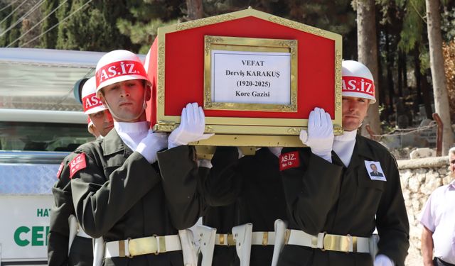 Hatay'da 105 yaşında vefat eden Kore gazisi Karakuş son yolculuğuna uğurlandı