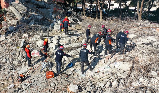 Manisa'da 6,6 büyüklüğünde deprem senaryosuyla tatbikat yapıldı
