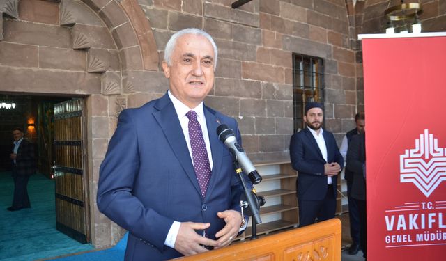 Muş'ta yeniden inşa edilen tarihi Murat Paşa Camisi ibadete açıldı