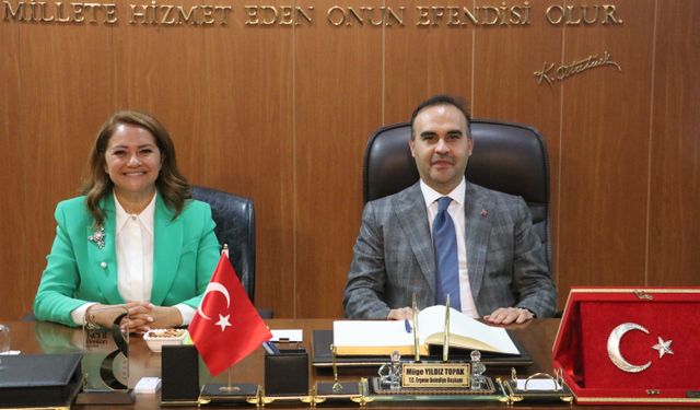 Sanayi ve Teknoloji Bakanı Kacır, Tekirdağ'da ziyaretlerde bulundu