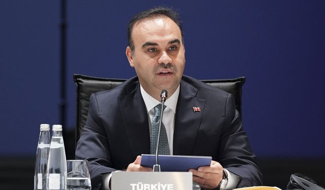 Sanayi ve Teknoloji Bakanı Kacır, Uluslararası Sıfır Atık Forumu'nda konuştu: