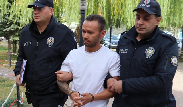 Sivas'ta şehit babasıyla tartışan halk otobüsü şoförü gözaltına alındı