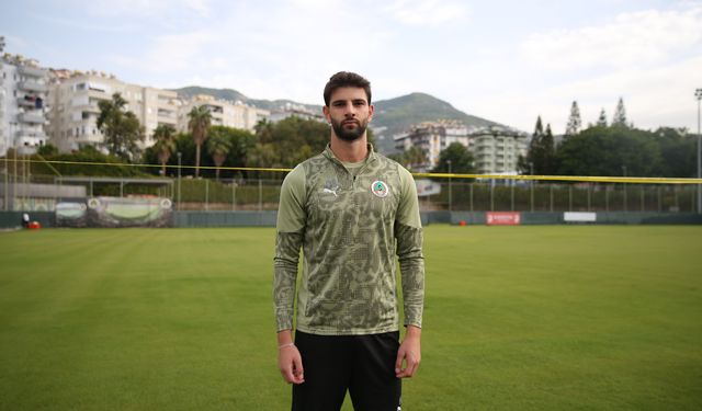 Ümit Akdağ, Lucescu'nun kendisini Romanya Milli Takımı'na davet etmesini değerlendirdi