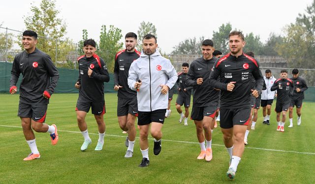 Ümit Milli Futbol Takımı, Litvanya maçının hazırlıklarını Sakarya'da sürdürdü