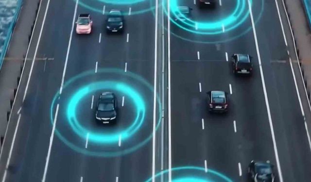 Bakan Uraloğlu: "40 kilometrelik güzergahta 19 farklı noktada yapılan kurulumla 5G altyapısını sağladık"