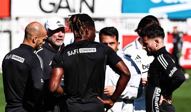 Beşiktaş’ta Rafa Silva takımla çalışmalara başladı