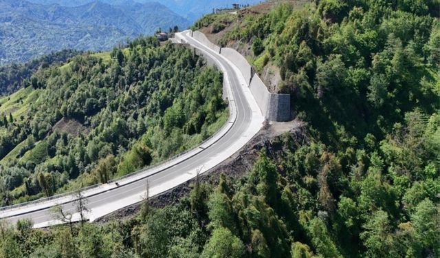 Cumhurbaşkanı Erdoğan Rize’de Isırlık Yolu’nu yarın hizmete açacak