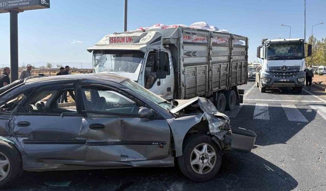 Diyarbakır’da freni patlayan kamyon dehşet saçtı: 10 yaralı