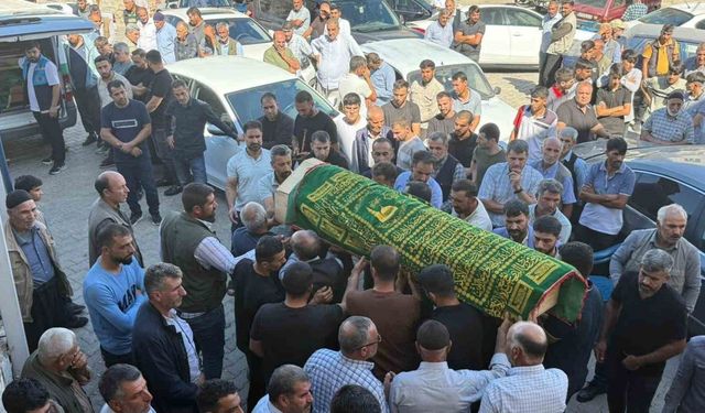 Diyarbakır’daki kuyu faciasında hayatını kaybeden 4 kişi defnedildi