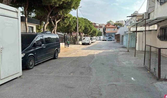 İzmir’de eski eş dehşeti: Sokak ortasında bıçaklayarak öldürdü