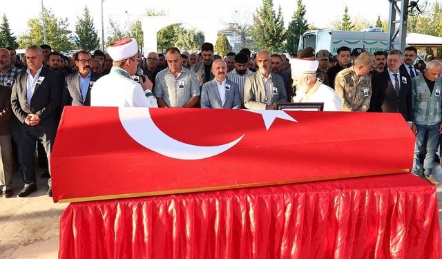 Kazada hayatını kaybeden uzman çavuş son yolculuğuna uğurlandı