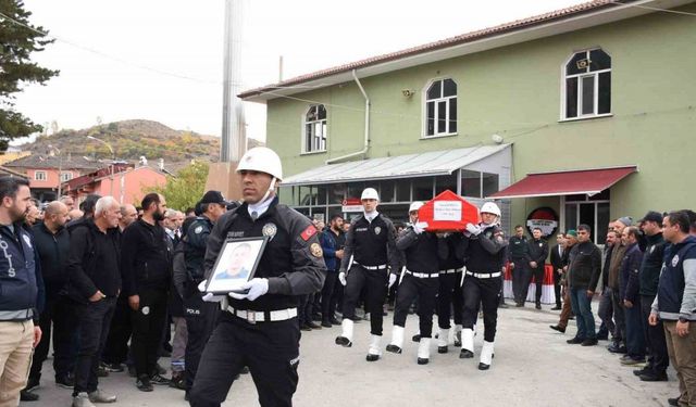 Vefat eden polis memuru son yolculuğuna uğurlandı