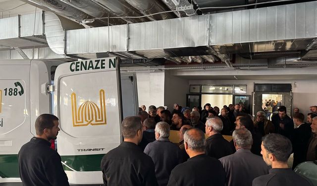 2 Mardin'de bir çiftle 5 yaşındaki çocukları evde ölü bulundu