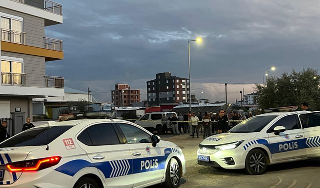 Antalya'da polis memuru eşini ve 2 çocuğunu silahla öldürdü