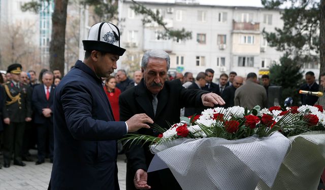 Büyük Önder Atatürk, ebediyete intikalinin 87'nci yılında Kırgızistan'da anıldı