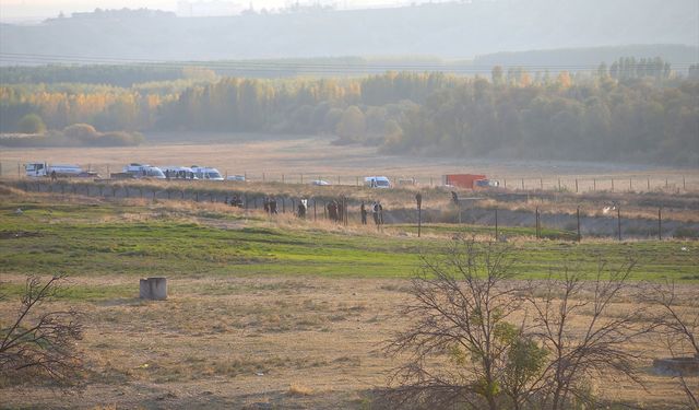 Diyarbakır'da kaybolan polis memurunun bulunması için ekiplerce arama çalışması yapılıyor