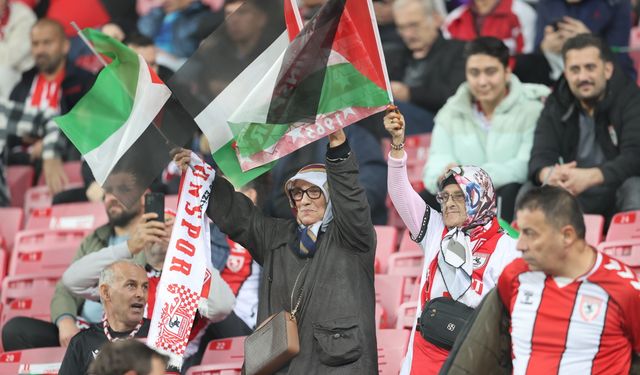 'Fanatik nineler', taraftarı oldukları Samsunspor'un maçlarını kaçırmıyor