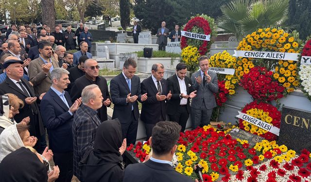 Galatasaray Kulübünün eski başkanı Mustafa Cengiz, kabri başında anıldı