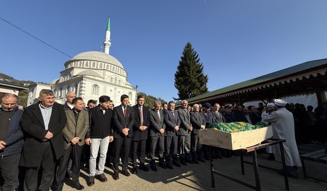 İstanbul'da metro inşaatındaki kazada hayatını kaybeden işçinin cenazesi defnedildi