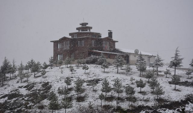 Tokat'ta yüksek kesimlerde kar etkili oluyor