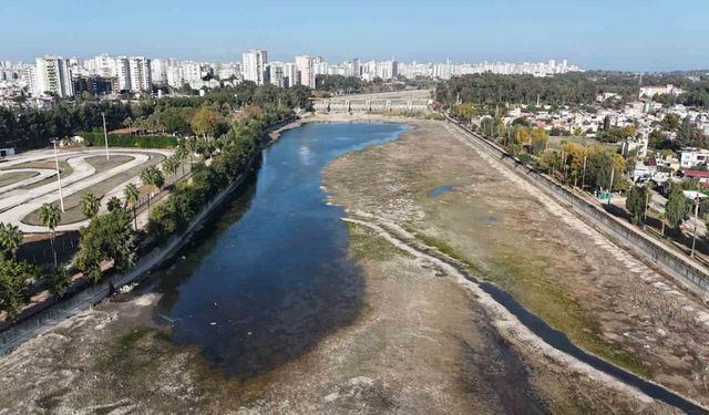 Adana’da son 52 yılın en kurak dönemi: Nehre ve kanallara su verilmiyor