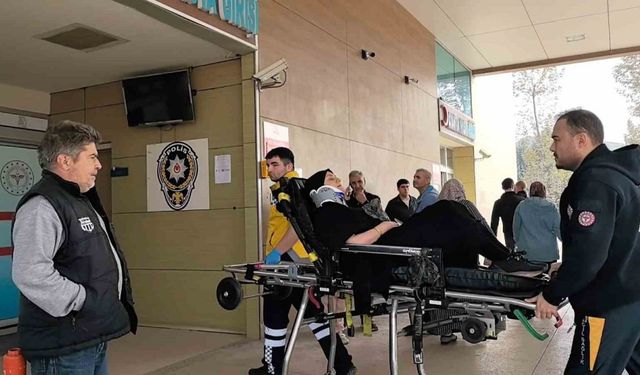 Eşine otomobil kullanmayı öğretirken şarampole uçtular