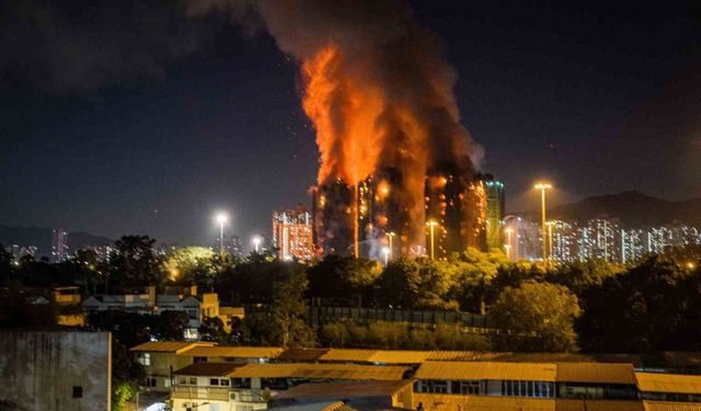 Hong Kong’daki yangın faciasında can kaybı 13’e yükseldi