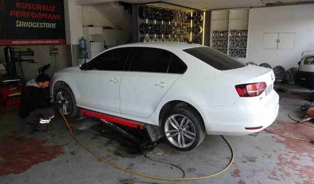 Kütahya’da lastikçilerde yoğunluk