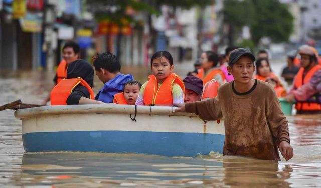 Vietnam’daki sel felaketinde can kaybı 55’e yükseldi