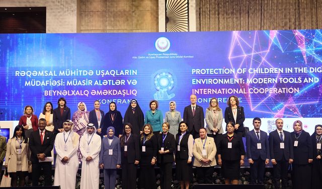 Bakan Göktaş, Bakü'de 'Dijital ortamda çocukların korunması' konferansında konuştu: