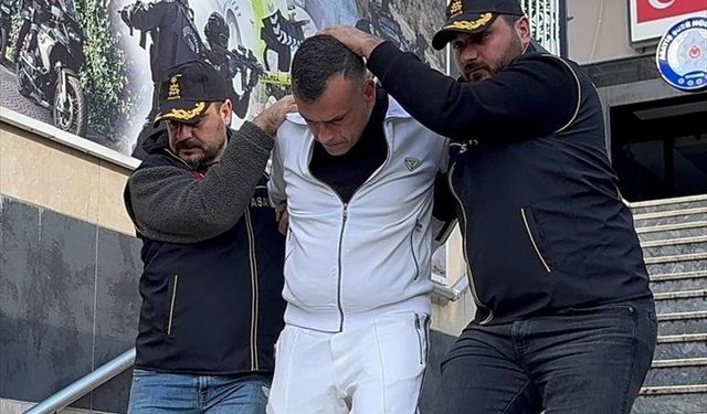 Fatih'te tartıştığı ev sahibini silahla öldüren şüpheli adliyede