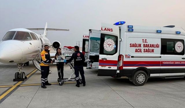 Hatay'da ambulans uçak 6 günlük bebek için havalandı