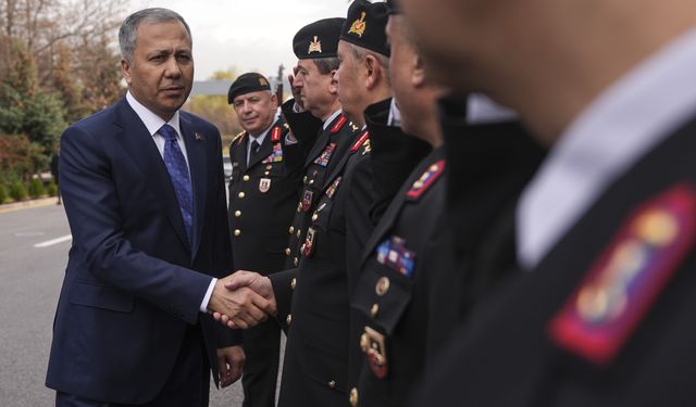 İçişleri Bakanı Yerlikaya, Jandarma Genel Komutanlığı 2025 Yılı Değerlendirme Toplantısı'nda konuştu: