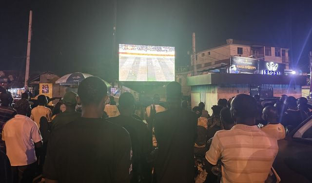 Kamerun'un Afrika Uluslar Kupası'na galibiyetle başlaması başkent Yaounde'de coşkuyla karşılandı