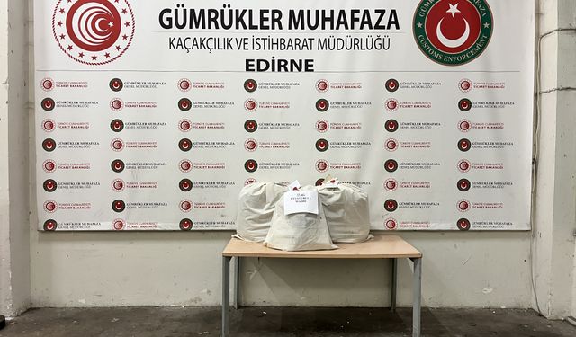 Kapıkule'de otomobilde 22 kilo 662 gram esrar ele geçirildi