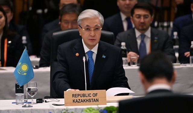 Kazakistan Cumhurbaşkanı Tokayev, Japonya ile 3,7 milyar dolarlık anlaşmalar imzaladıklarını bildirdi