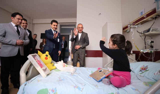 Konya'da engelli ve hasta çocuklar da asırlık 'şivlilik' geleneğinin sevincini yaşadı