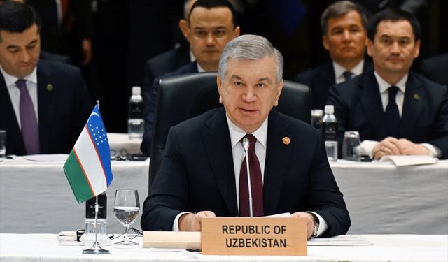 Özbekistan Cumhurbaşkanı Mirziyoyev, 1. Orta Asya-Japonya Zirvesi'nde konuştu: