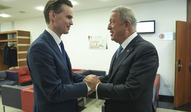 TBMM Milli Savunma Komisyonu Başkanı Akar, Finlandiya Parlamentosu heyetiyle görüştü