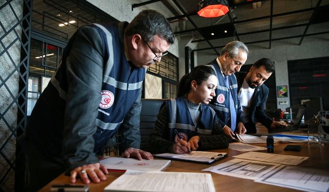 Ticaret Bakanlığı ekipleri, Bursa'da kuyumcu ve emlakçıları denetledi