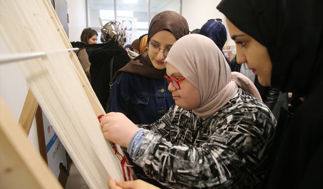 Tokat'ın coğrafi işaretli Kızık Kilimi özel öğrencilerin elinde geleceğe taşınıyor