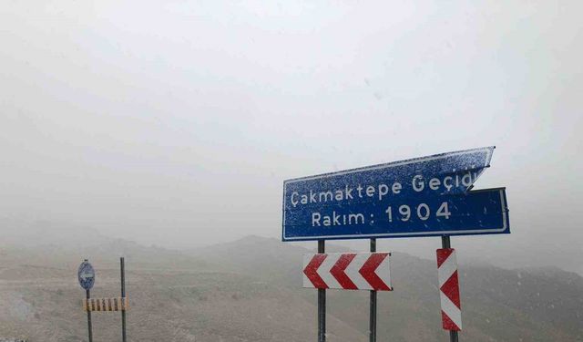 Afyonkarahisar’da kar yağışı yüksek kesimlerde etkili oldu