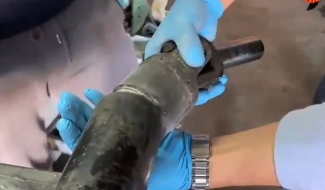 Antalya’da otomobilin şaftına gizlenmiş 17 kilogram metamfetamin ele geçirildi