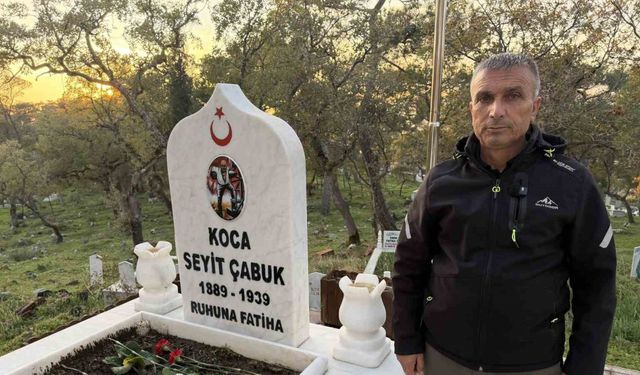 Atatürk’ün karşısına fakirlikten emanet ceket ile çıkmış