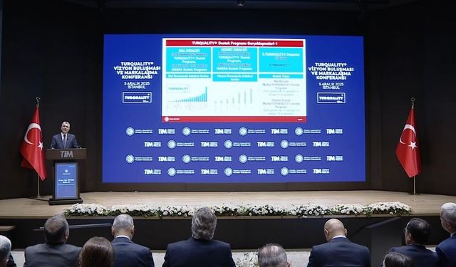 Bakan Bolat: "Mal ve hizmetler ihracatında 2030’a kadar 500 milyar dolara ulaşmayı hedefliyoruz"