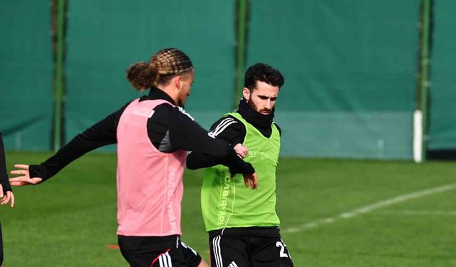 Beşiktaş’ta Rafa Silva, takımla birlikte çalıştı