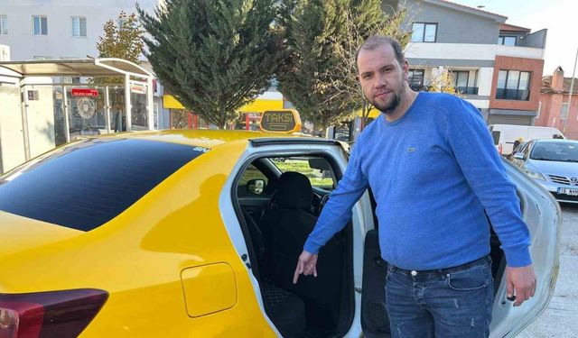 Bursalı taksici yaşlı çiftin araçta unuttuğu 5500 Euro’yu teslim etti