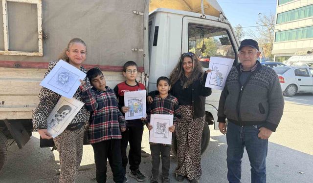 Çizimlerini gören ressam sanıyor: Nakliyatçının resimleri ressamların çizimlerini aratmıyor