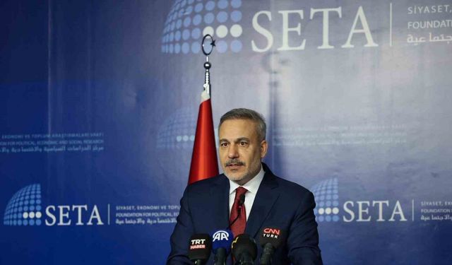 Dışişleri Bakanı Fidan: "Elinizdeki silahlı unsurlar Suriye yönetiminin emrine girmek zorundadır"